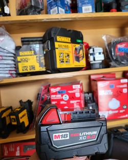MILWAUKEE M18 BATTERY 5.0 AH $85