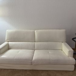 Free Couch 