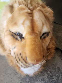 Large Realistic Lion Plush Stuffed Animal bagpack