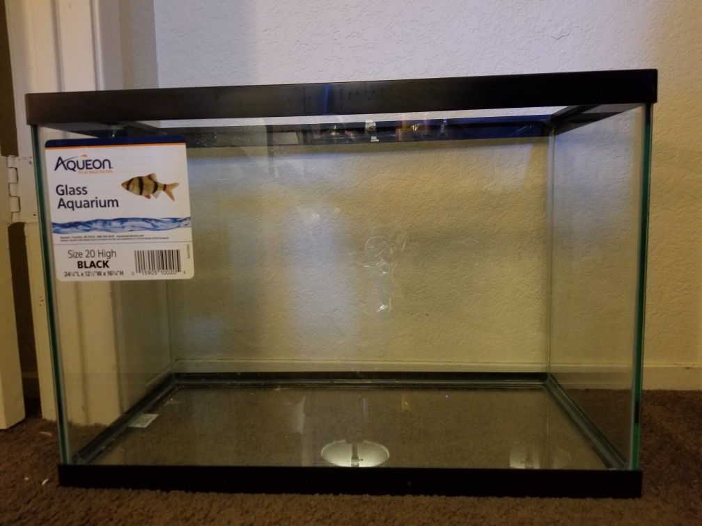 Aqueon 20 Gallon High Tank With Breakout Blocker Lid For Sale In Antioch Ca Offerup