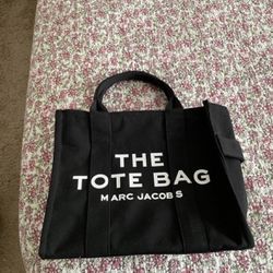 MARC JACOBS the tote bag medium