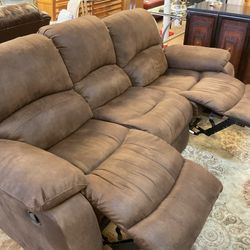Double Recliner Couch 
