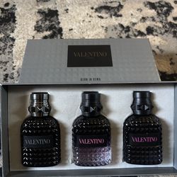 Valentino Born In Roma uomo 3-Piece Gift Set 30ml 1.0 fl oz Spray