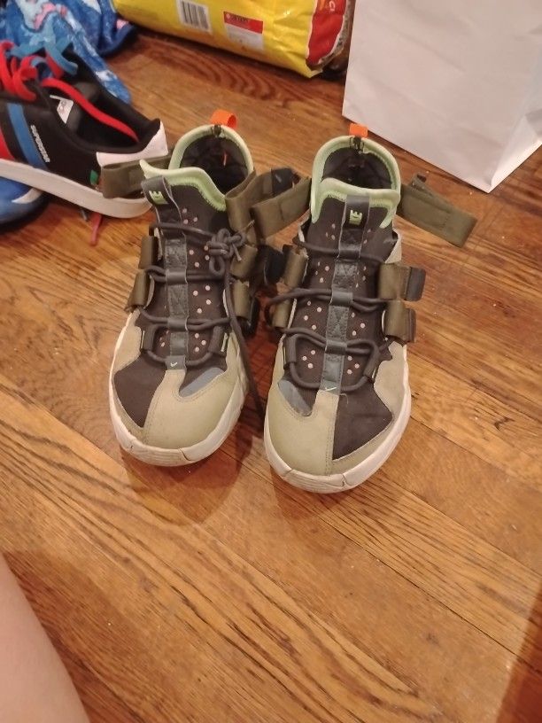 Nike Air Maxes High Tops Lowest I'm Asking