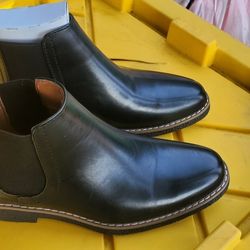 New Deer Stags Boys Boots. Size 4