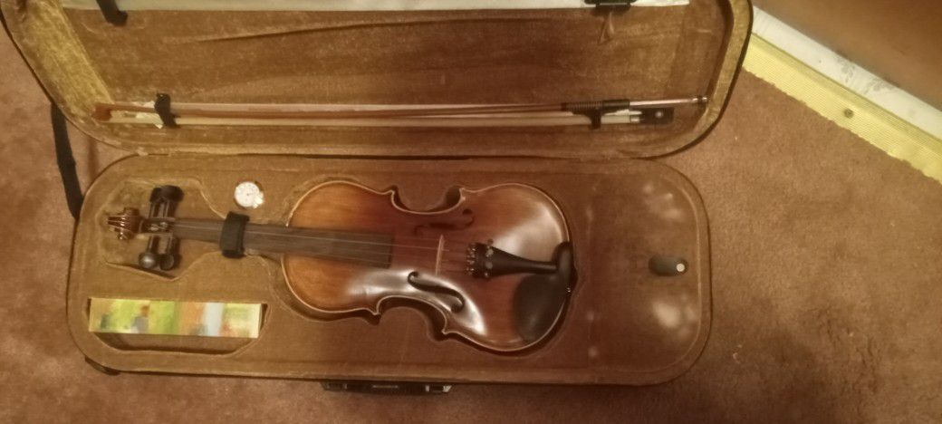 Violin Ricard Bunnel 