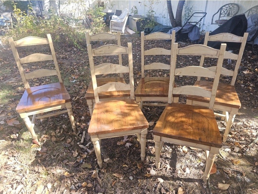 Price Is Firm.. Beautiful Six Farmhouse Kitchen Chairs