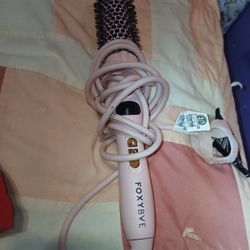 FOXYBAE hot Hair Brush