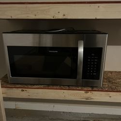 Frigidaire microwave