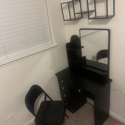 Vanity Makeup Desk