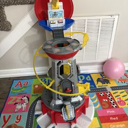 Paw Patrol Mighty Lookout Tower 
