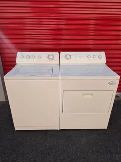 NICE WHIRLPOOL WASHER AND ELECTRIC DRYER SET