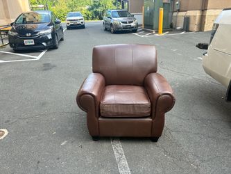 [FREE DELIVERY] Leather Chair