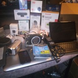 Huge 30lb Electronics Lot Variety Of Electronics Items 