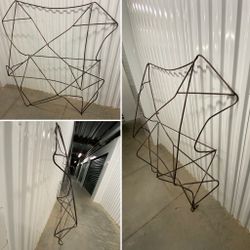 Iron Rack / Trellis 