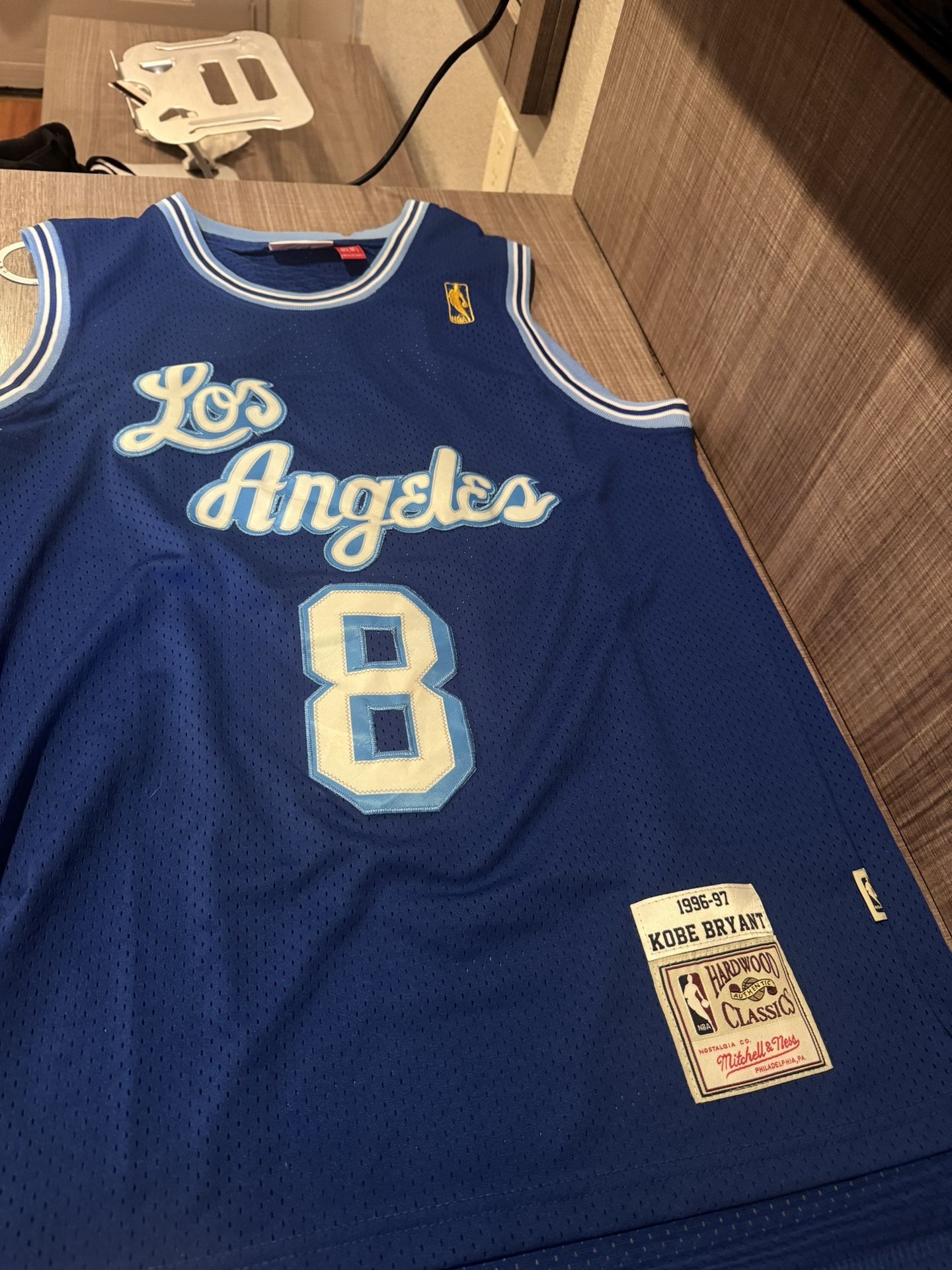 Kobe Bryant Mitchell & Ness Fully Sitched Authentic Blue Lakers #8 Jersey ( BRAND NEW )