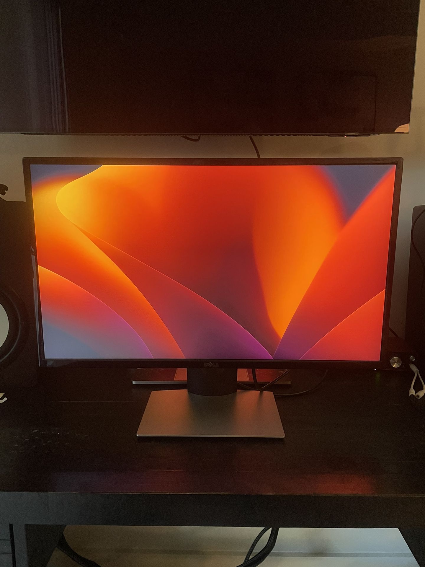 Dell 24” Monitor – Great Condition + HDMI Cable