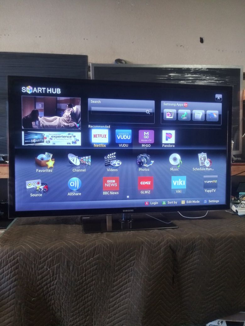 55 inch samsung smart tv esta bien delgadita
