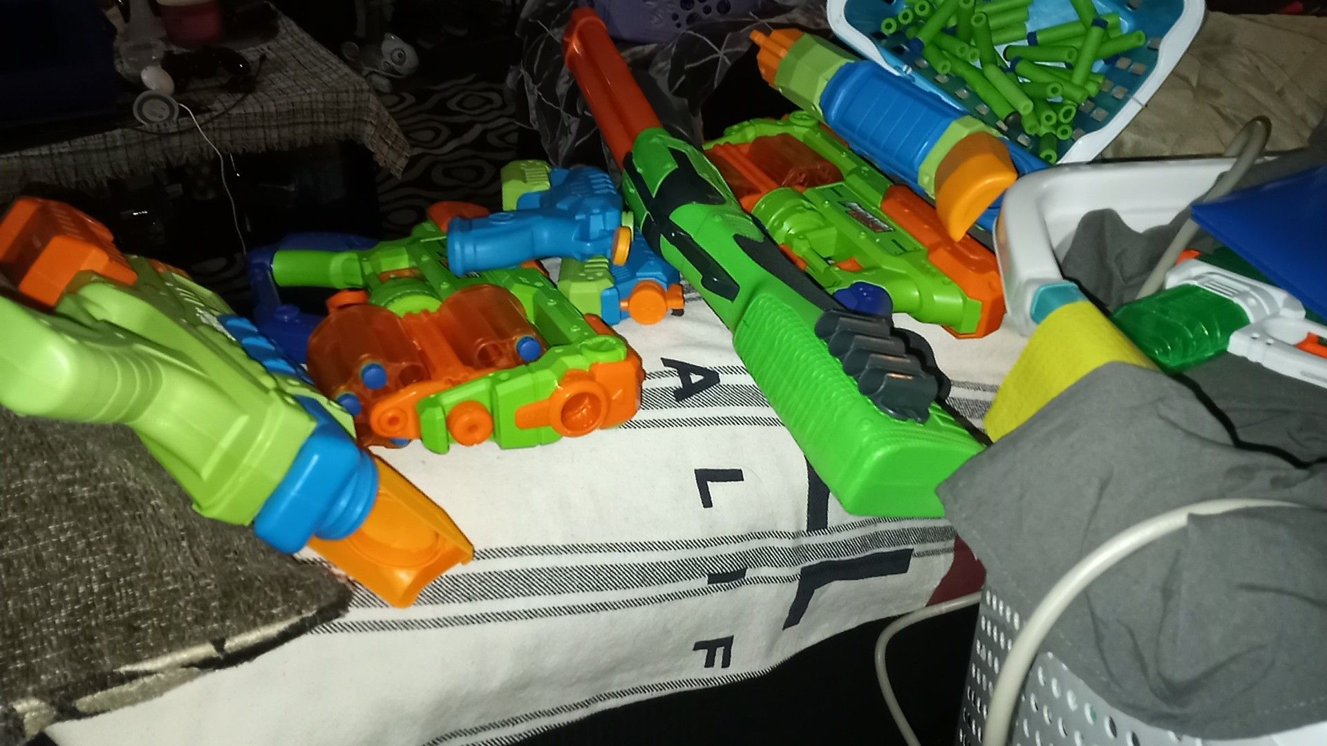 Nerf guns adventure foce water guns