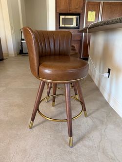 Barstools (Like New) set of 4 for $200