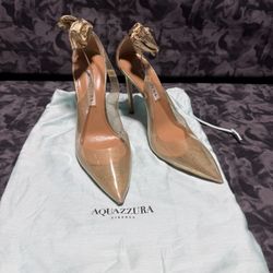 Aquazzura Women's Beige Gold Bow Tie Pointed Plexi Pump Heels Shoes Size 38.5  The Aquazzura Women's Beige Gold Bow Tie Pointed Plexi Pump Heels Shoes