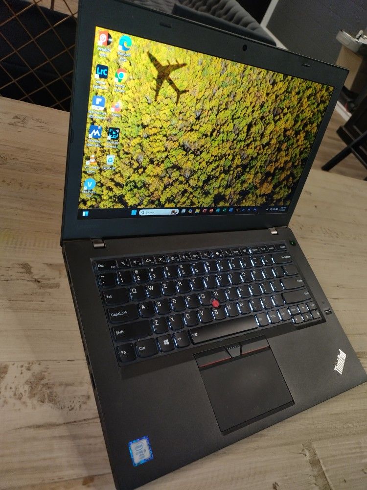 Lenovo Notebook - 7th Gen I5 2.4Ghz, WiFi Bluetooth Webcam, New Battery And Charger, Windows 11 Pro $160