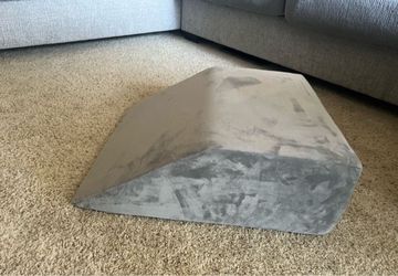Foam Wedge Pillow with Gray Cover