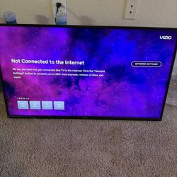 43” Inch Vizio Smart Tv