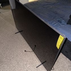 72’ Samsung Smart TV
