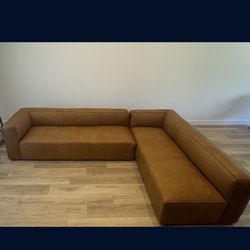 Poly & Bark Piazza Reversible Corner Sectional Sofa