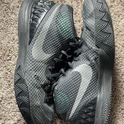 Kyrie 1s