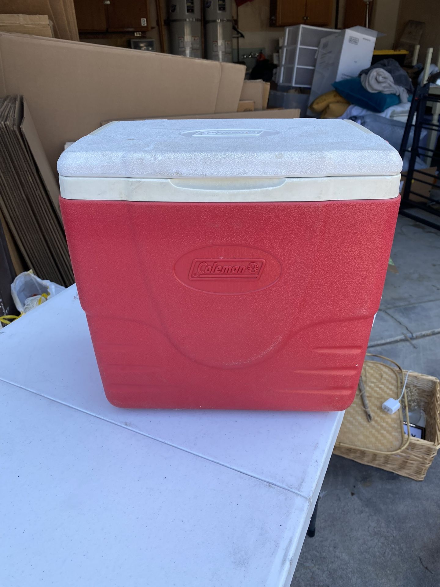 Coleman Cooler โ Compact & Durable