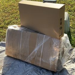 SHIPPING BOXES