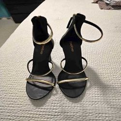 room herself Celebration Attire – Shine with Stylish and Elegant Looks