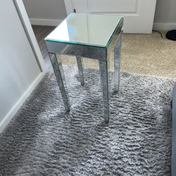 Mirrored Side-end Table 