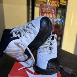 Jordan 12  “taxi” 6c