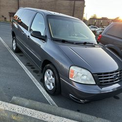 2005 Ford Freestar