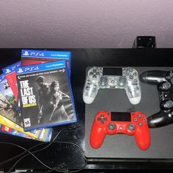 PS4 Console With Games And Controllers 