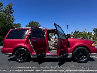2004 Lincoln Navigator