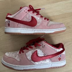 Nike SB Dunk Low StrangeLove
