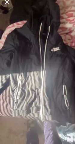 Nike puffer jacket