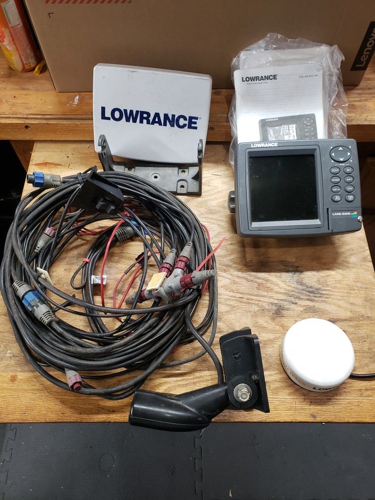Lowrance GPS Chartplotter/Depthfinder