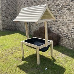 Deer Feeder (200 Lbs Of Corn) 