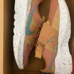 Men Nike Shoes Size 9