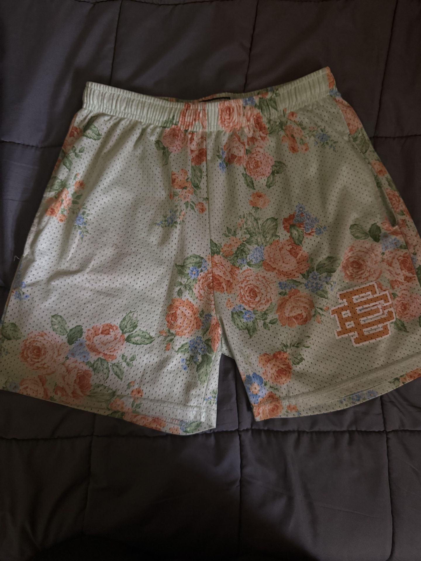 eric emmunal lmk size small