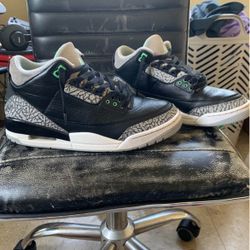 3 Pine green