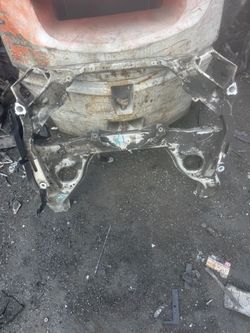 2014 BMW X1 Front Subframe $350