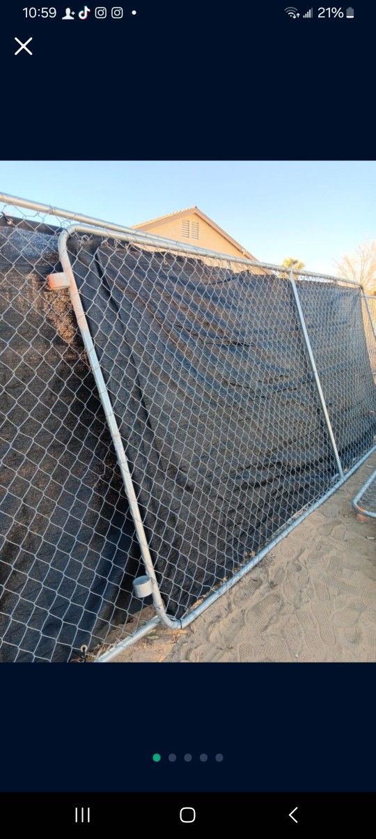 13 Fence Penals With Mesh Private Screen For 80 Bucks A Piece