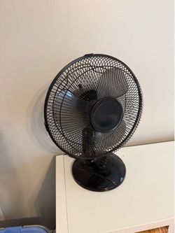 Table fan