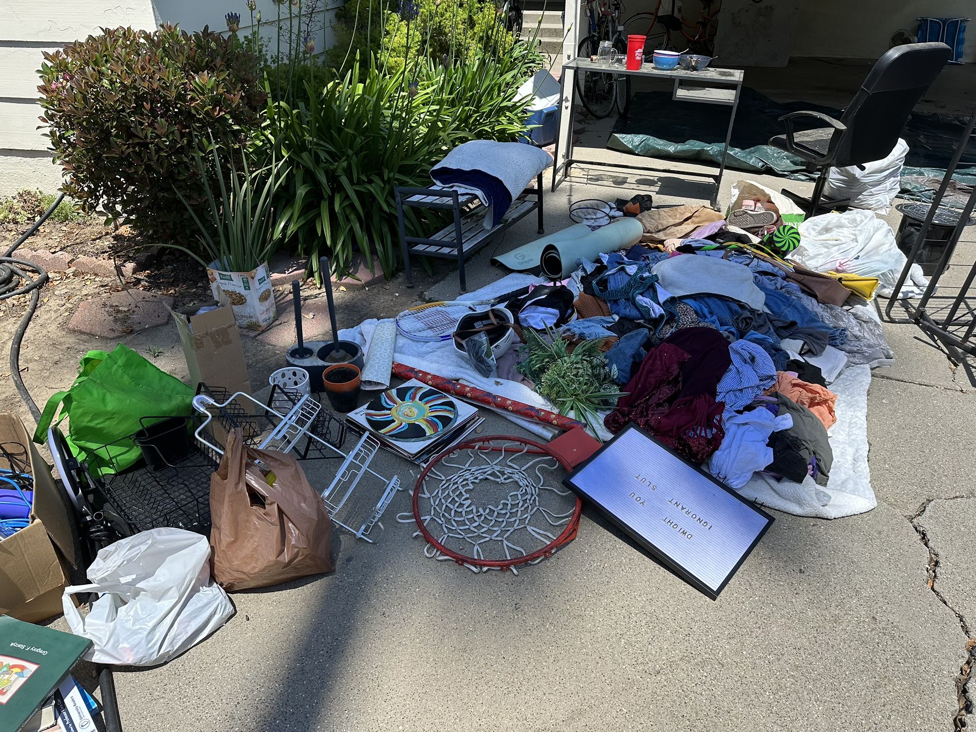 Free Stuff 288 Hermosa St, San Luis Obispo